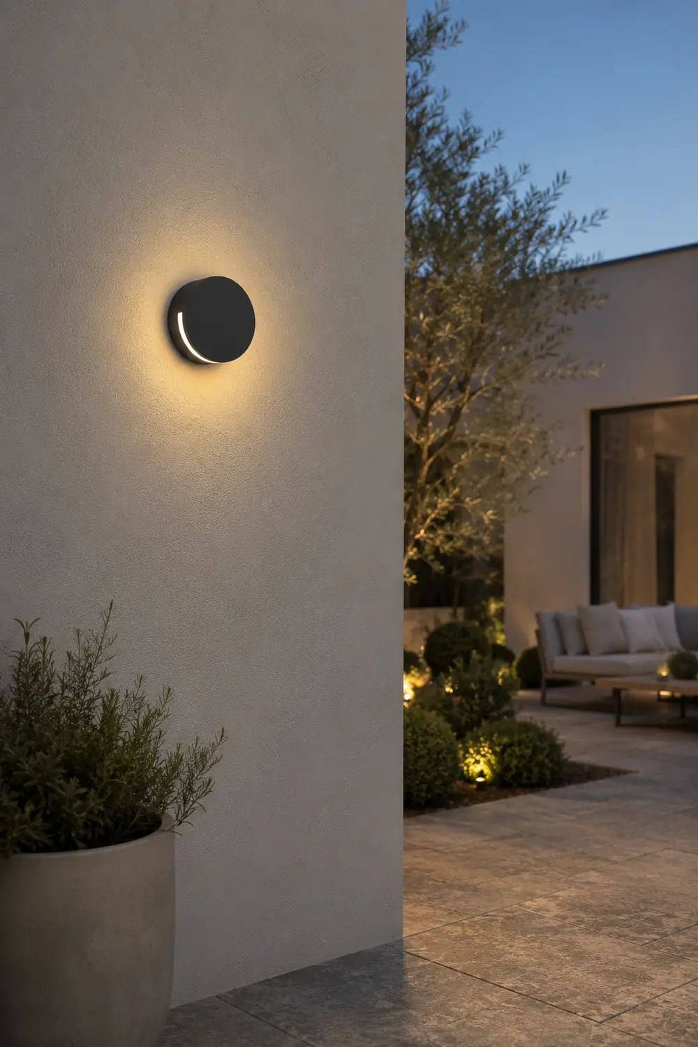 Orr Modern Minimalist Round Metal/Glass Waterproof Outdoor Wall Lamp, Black - Lumpaz