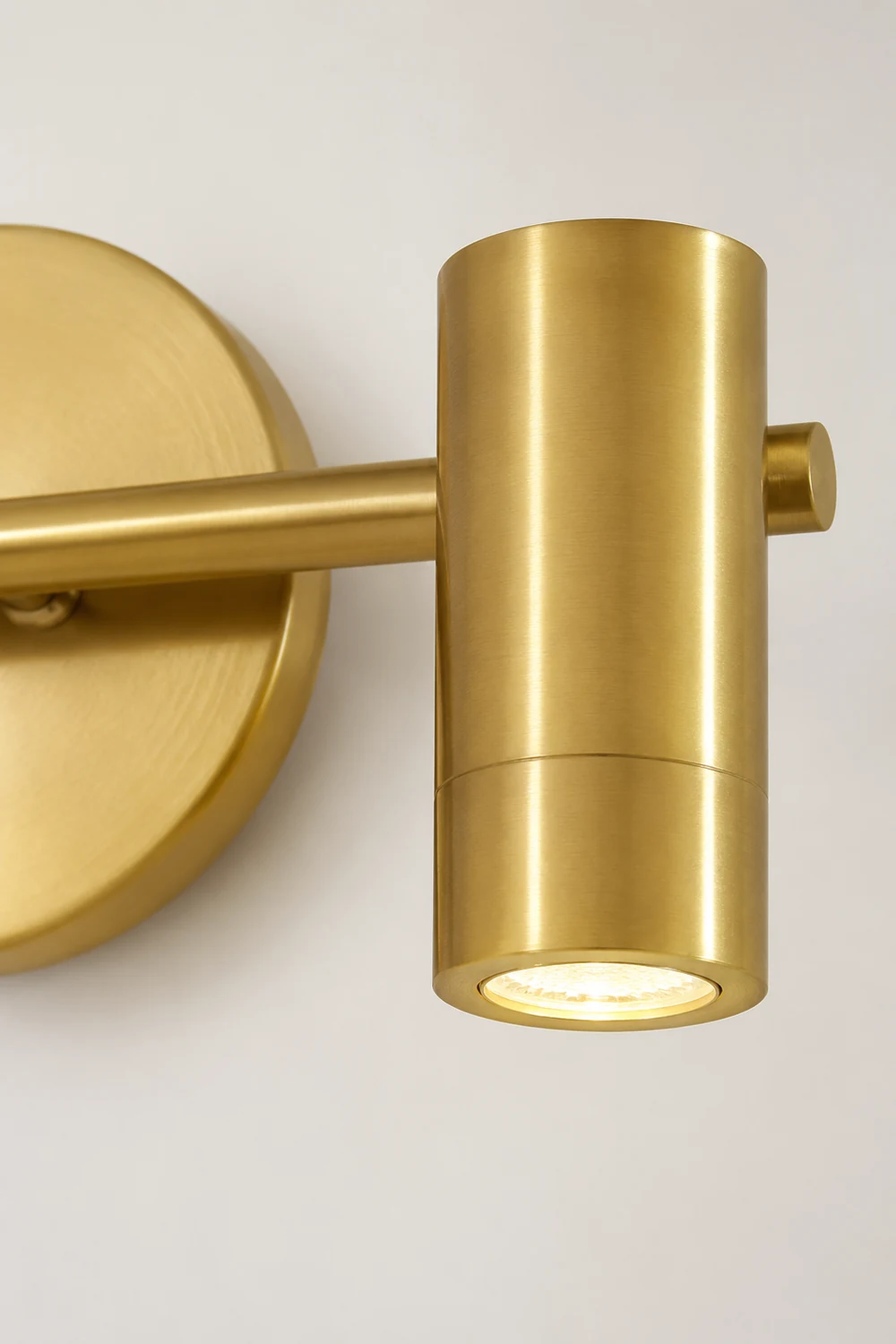 Freja Modern Geometric Metal Mirror Front Wall Lamp, Brass - Lumpaz
