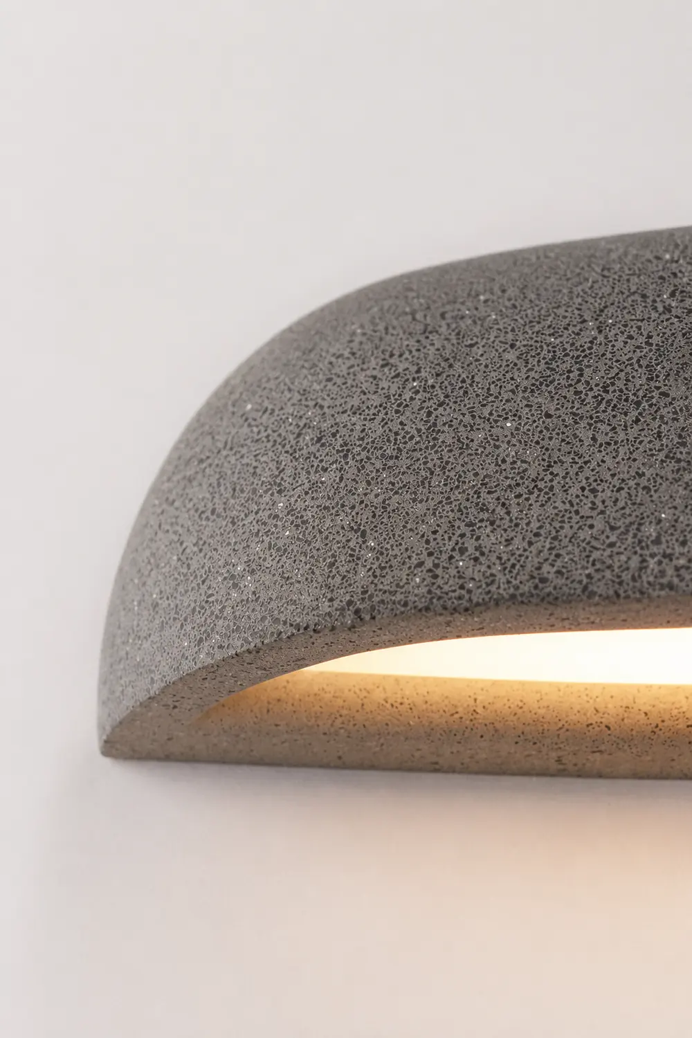 Orr Modern Minimalist Semi-elliptical Metal/Stone Outdoor Wall Lamp, Black/White - Lumpaz