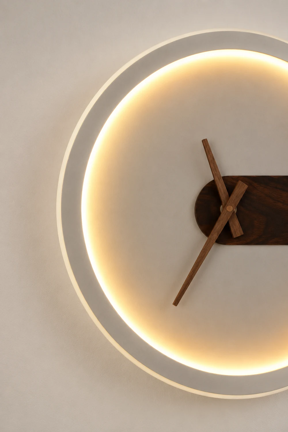 Nielsen Modern Clock Design Wall Lamp, 3 Color - Lumpaz