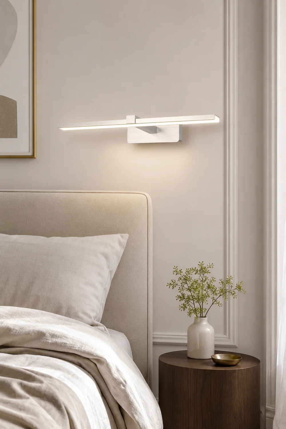 Leigh Nordic Linear Acrylic Mirror Front Wall Lamp, Silver - Lumpaz