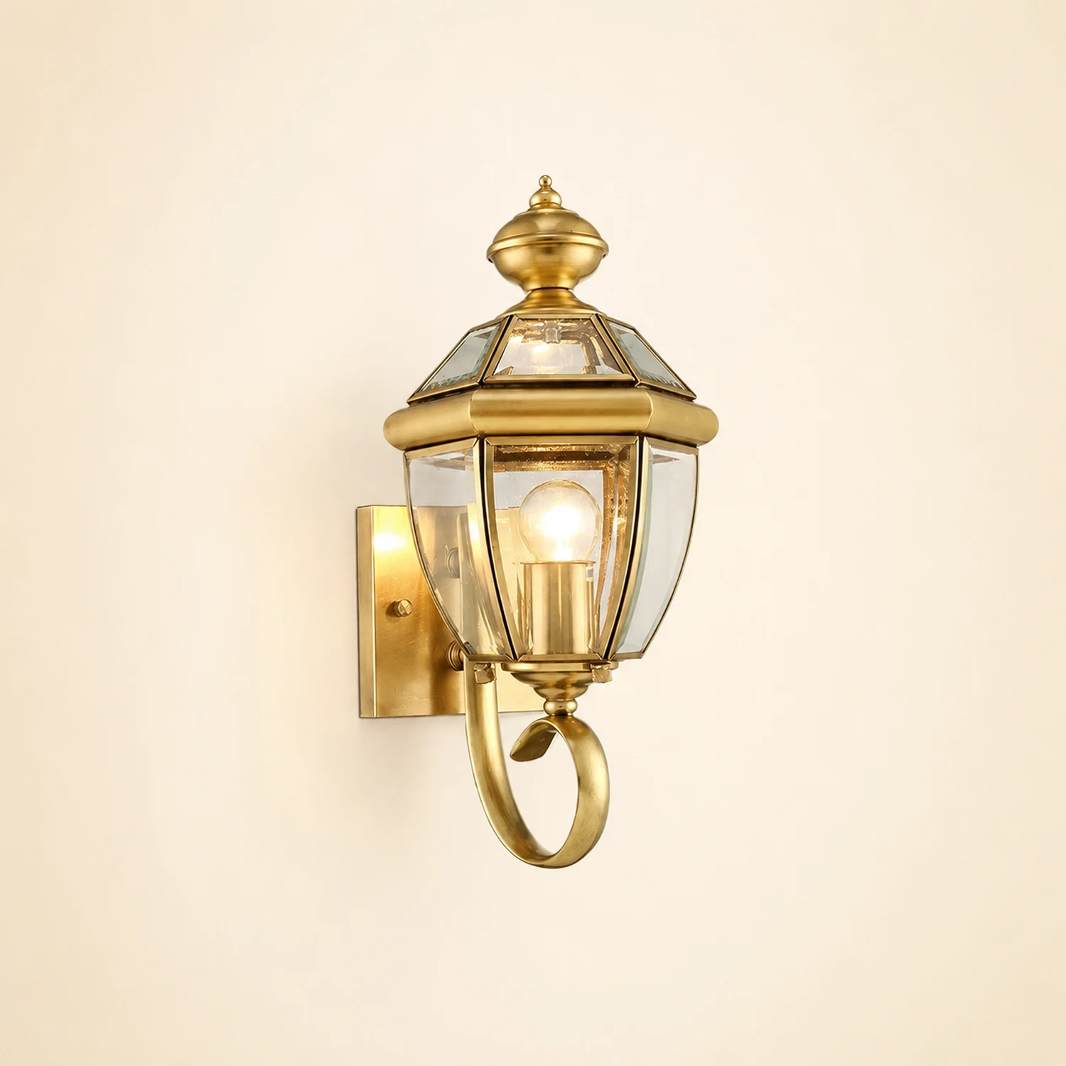 Alessio Vintage Lantern Metal Outdoor Wall Lamp, Gold - Lumpaz