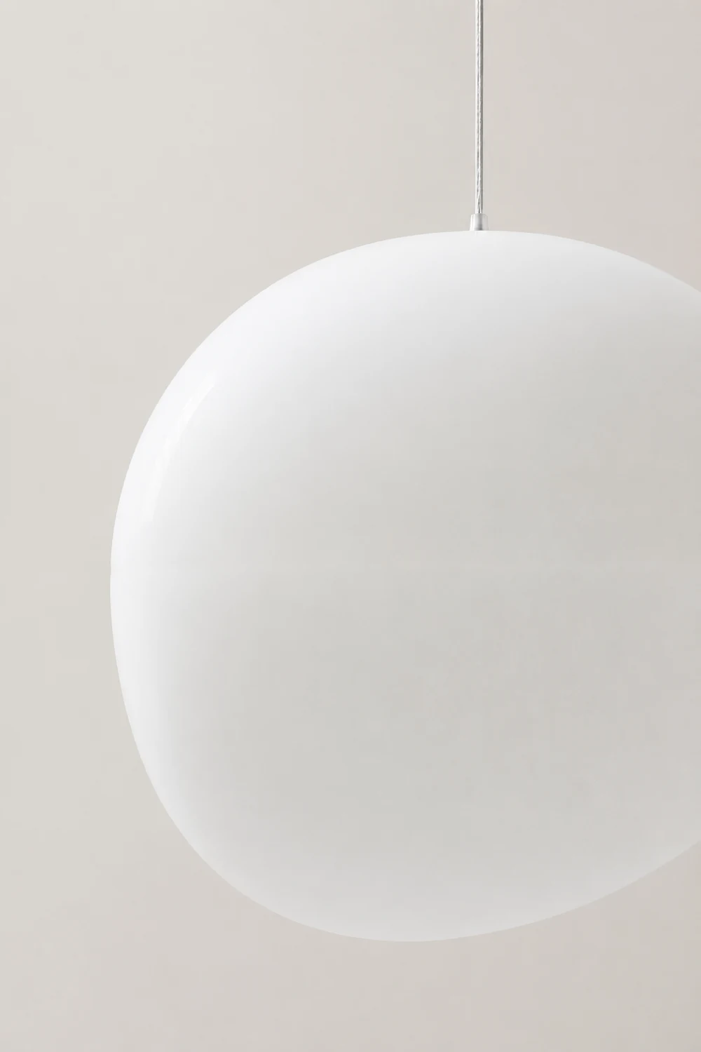 Hailie Egg-shaped Glass Pendant Light, Globe, Modern - Lumpaz