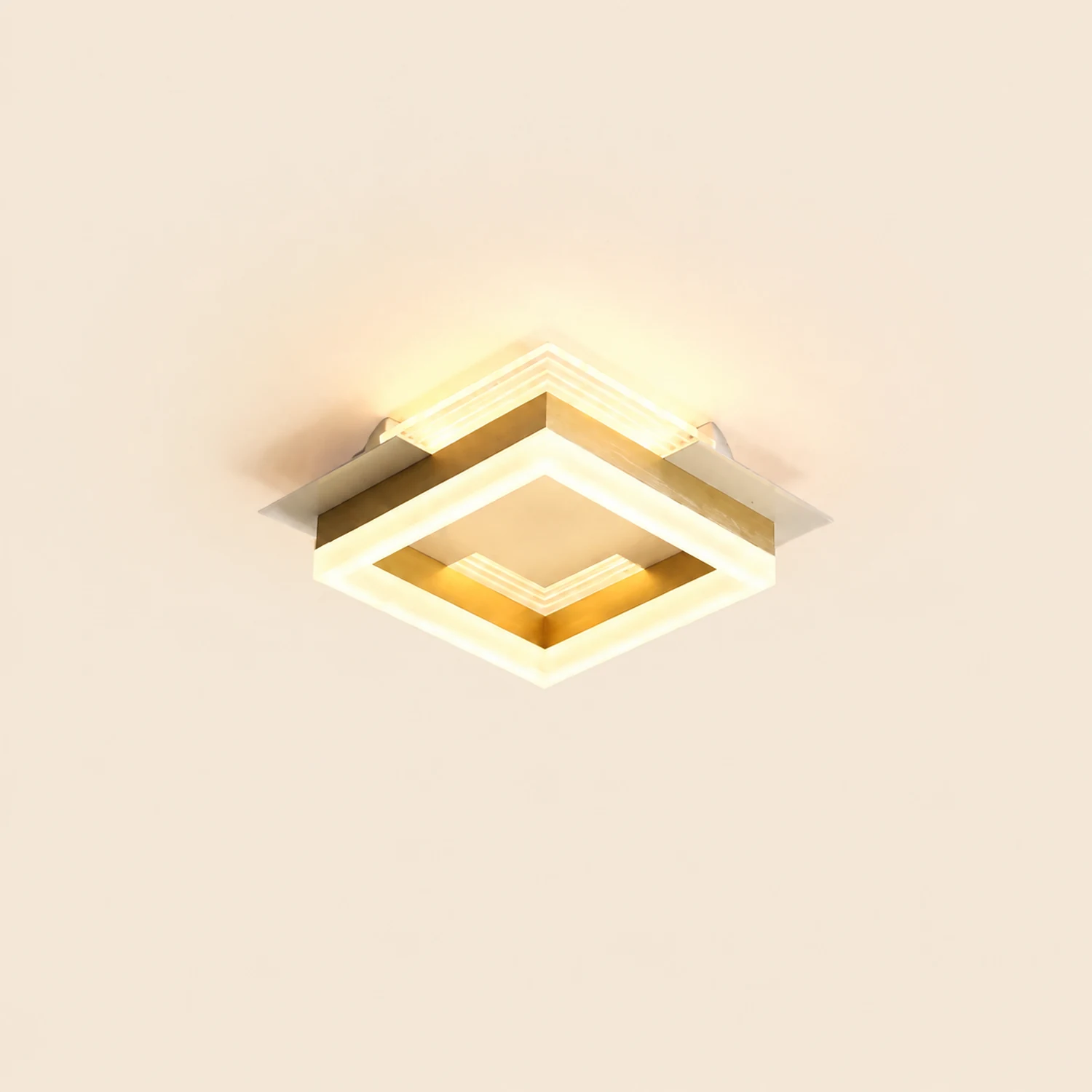 Amos Modern Simple Gold Flush Mount Ceiling Light, Square/Round - Lumpaz