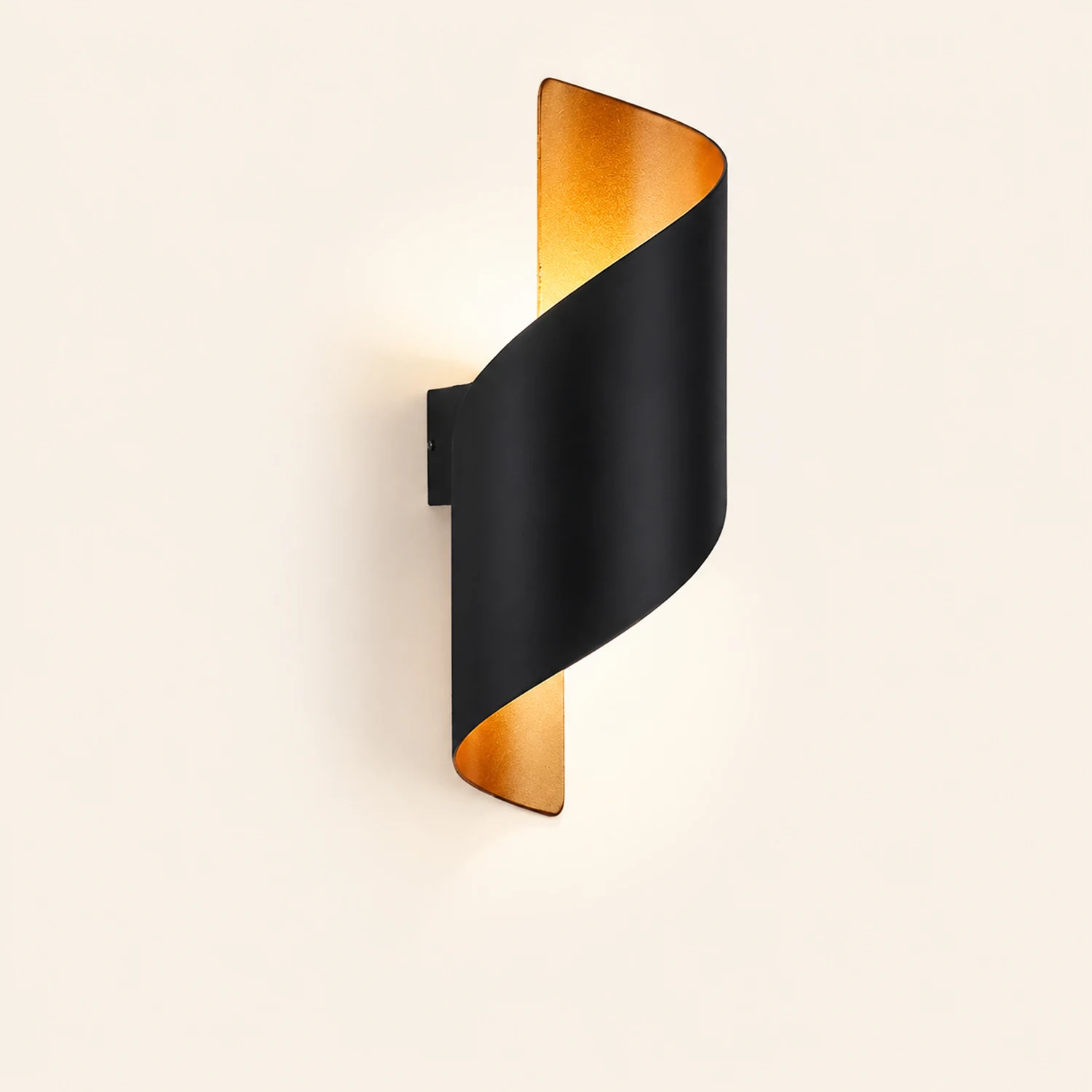 Orr Modern Conch Shape Metal Indoor Wall Lamp, Black/White/Gold - Lumpaz