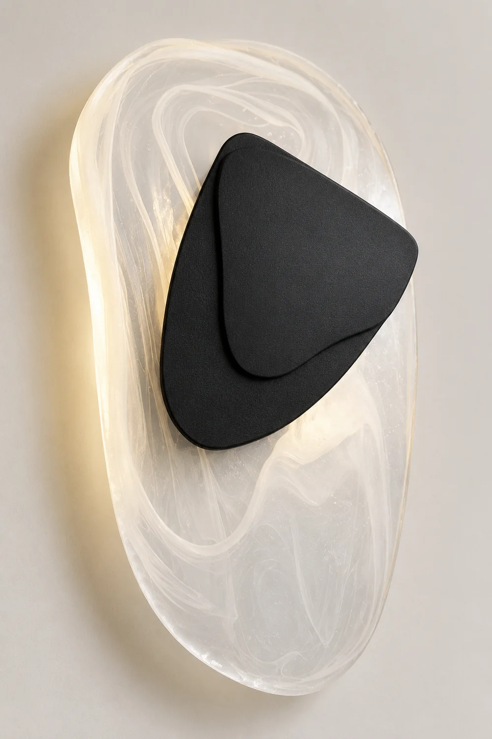 Chan Art Deco Irregular Metal/Acrylic Wall Lamp, Black/Gold - Lumpaz
