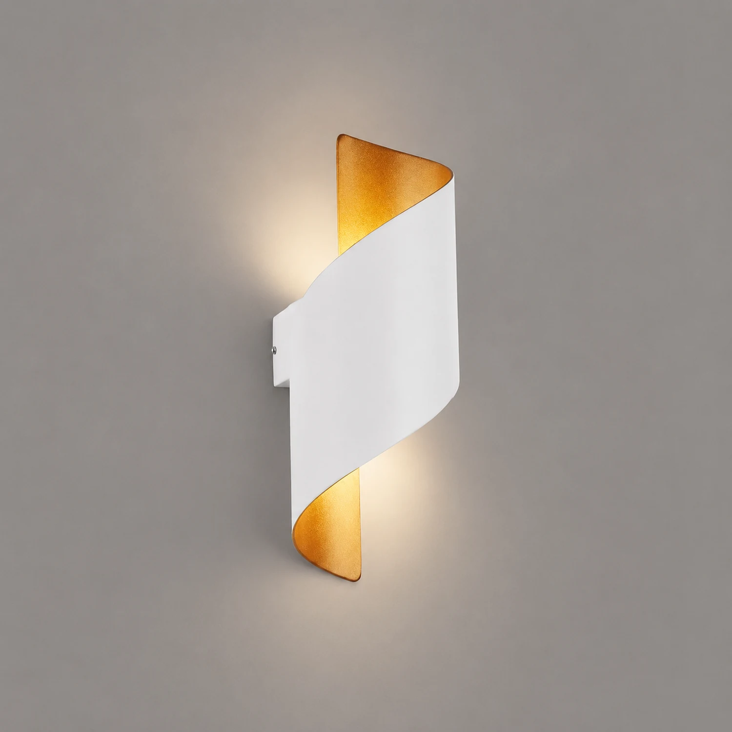 Orr Modern Conch Shape Metal Indoor Wall Lamp, Black/White/Gold - Lumpaz