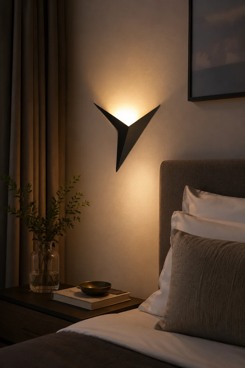 Orr Metal Modern LED Wall lamps for Bedroom, Triangle - Lumpaz