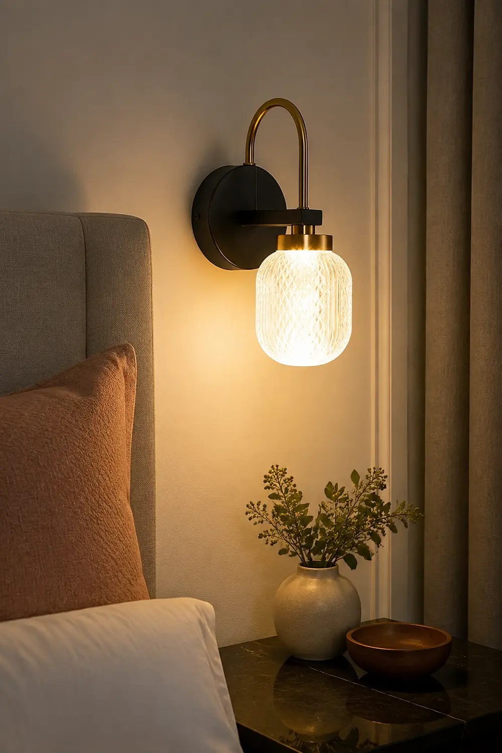 Blair Modern Metal/Acrylic Wall Lamp, 2 Style - Lumpaz