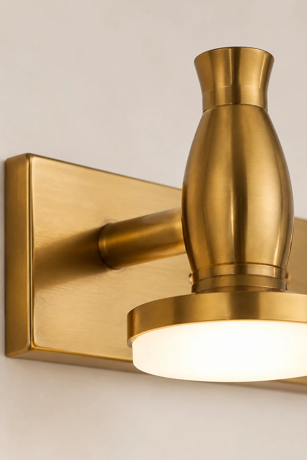 Leigh Luxury Multi Metal Mirror Front Wall Lamp, Brass - Lumpaz