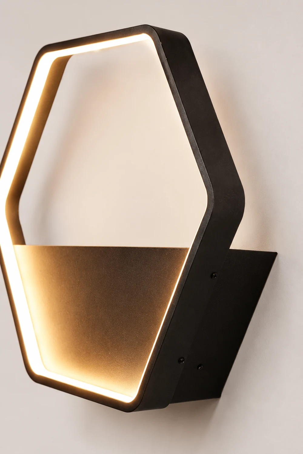 Orr Minimalist Hexagonal Ring With Shelf Metal Outdoor Wall Lamp, Black - Lumpaz