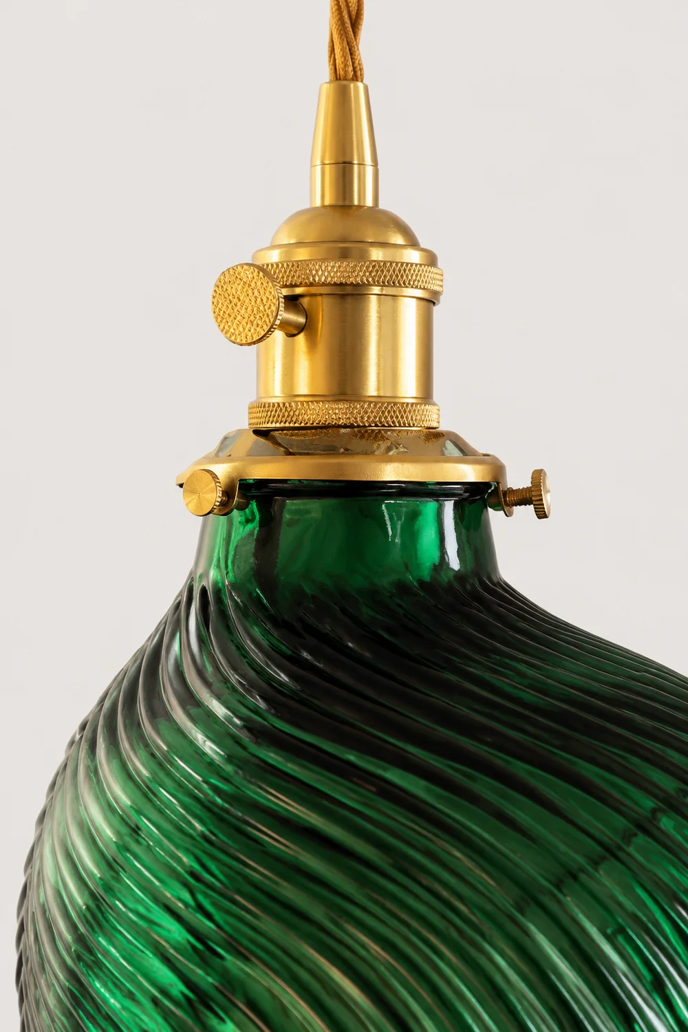 Hailie Retro LED Pendant Light Green Metal/Glass Dining Room - Lumpaz