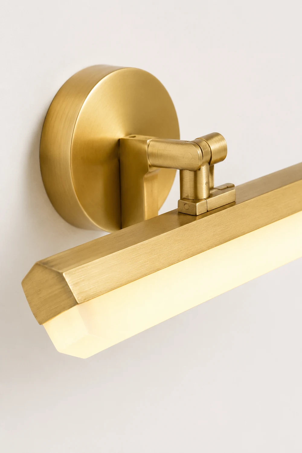 Leigh Retro Linear Metal/Acrylic Wall Lamp, Brass - Lumpaz
