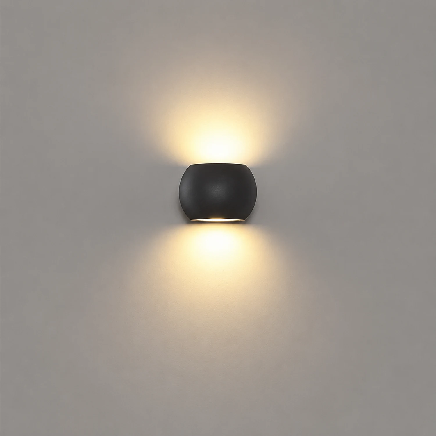 Orr Minimalist Geometric Metal Outdoor Wall Lamp, Black/Gray - Lumpaz
