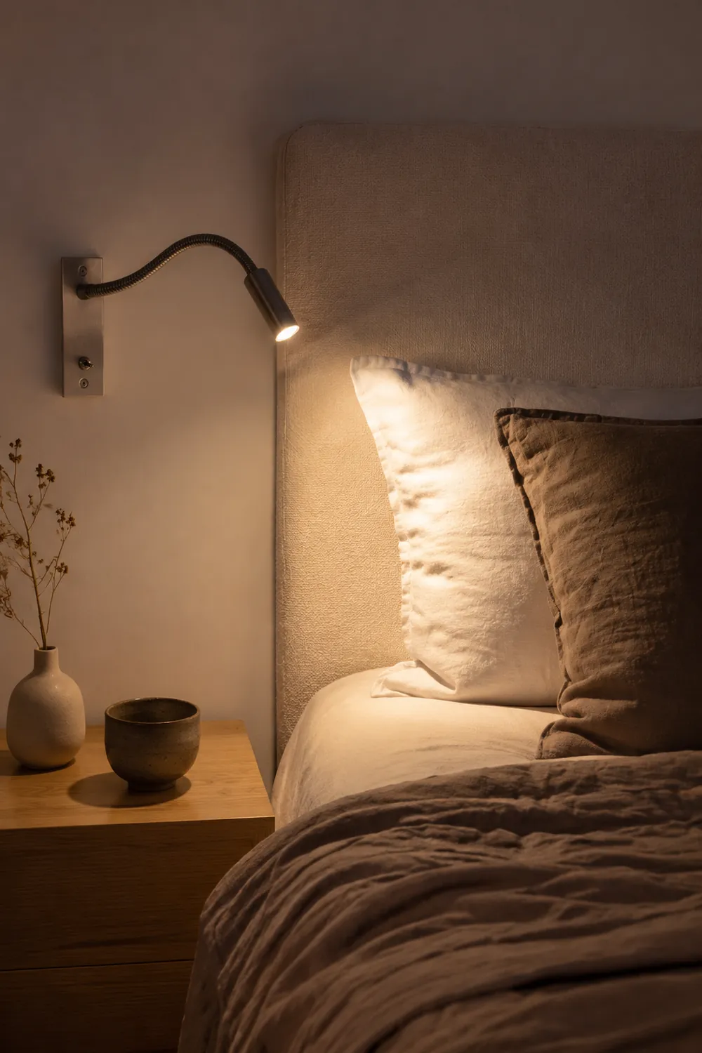 Orr Minimalist Reading Adjustable Spotlight Wall Lamp, Bronze/Nickel/Chrome - Lumpaz