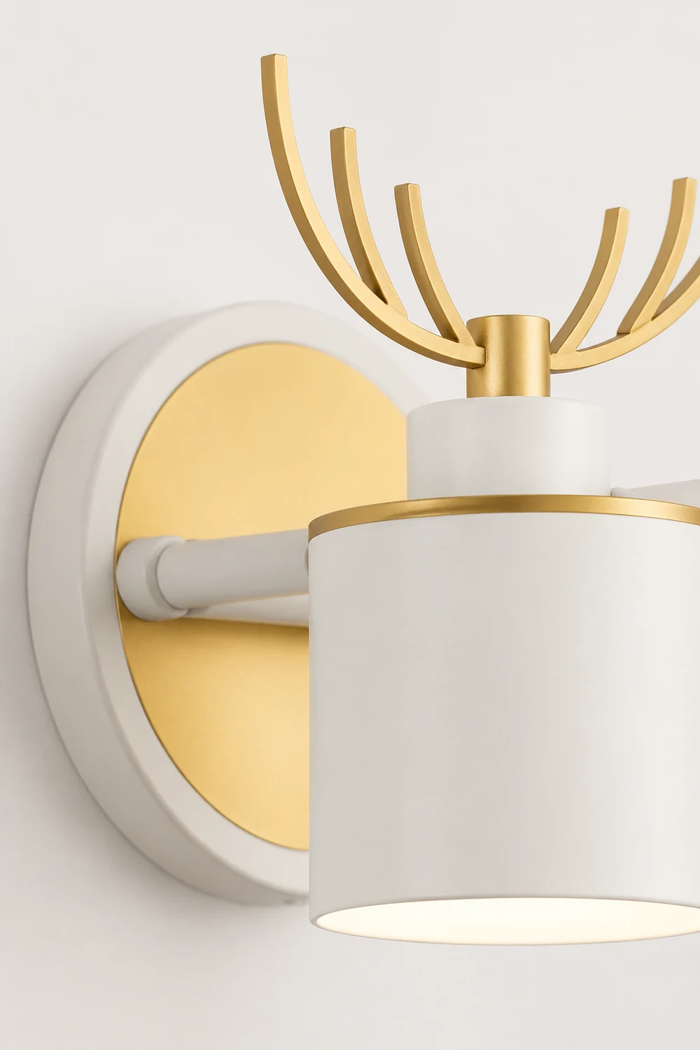 Leigh Modern Deer Metal/Acrylic Wall Lamp, Gold & White, Bathroom - Lumpaz