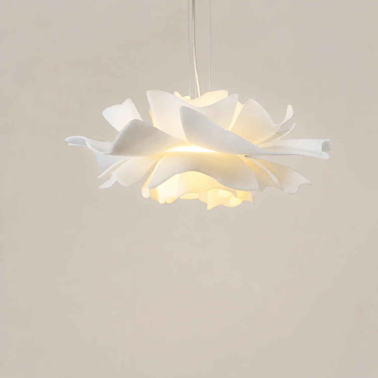 Bella Elegant Flower Pendant Light White Metal/Acrylic Living Room - Lumpaz