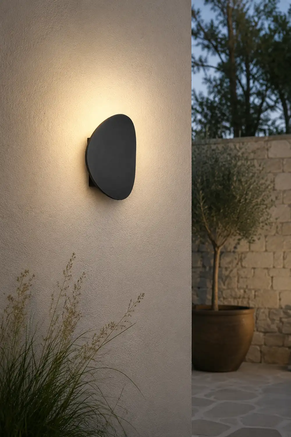Orr Modern Minimalist Pebbles Shaped Metal/Acrylic Outdoor Waterproof Wall Lamp, Black/Gray - Lumpaz