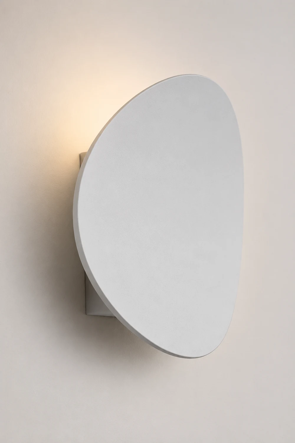 Orr Modern Minimalist Pebbles Shaped Metal/Acrylic Outdoor Waterproof Wall Lamp, Black/Gray - Lumpaz