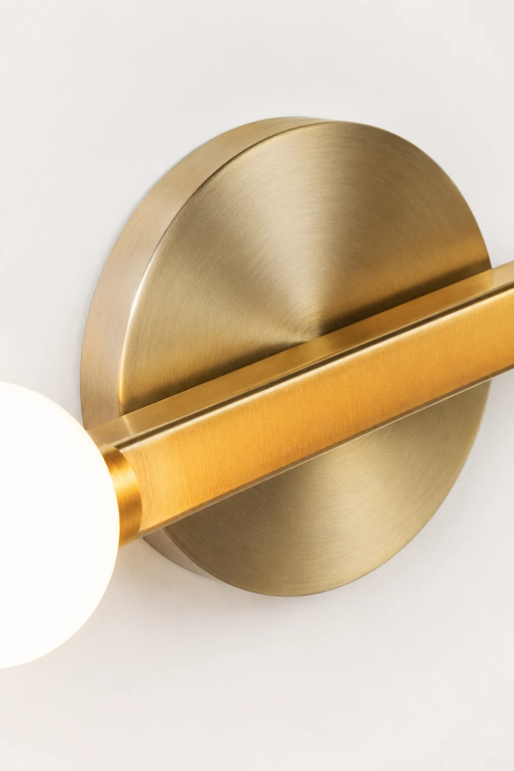Avi Modern Linear Metal Wall Lamp, Gold, Bathroom - Lumpaz
