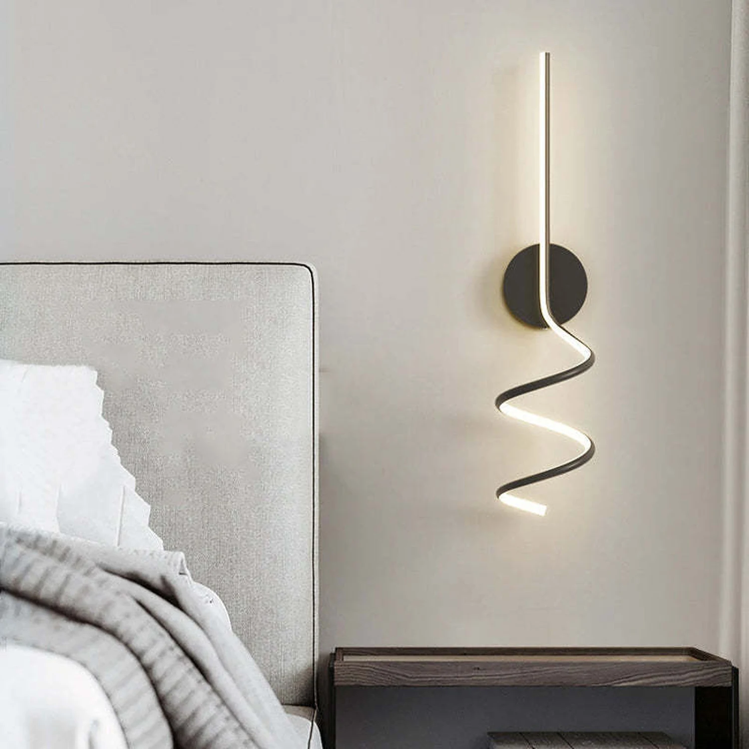 Modern LED Art Interior Wall Light Spiral, Black & White - Lumpaz