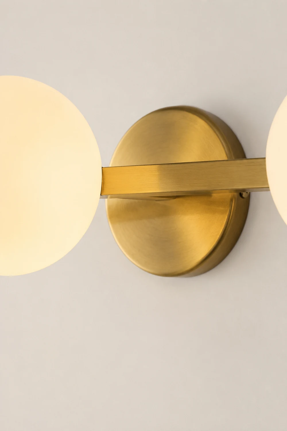 Valentina Retro Globe Linear Metal/Glass Wall Lamp, Gold, Bathroom - Lumpaz