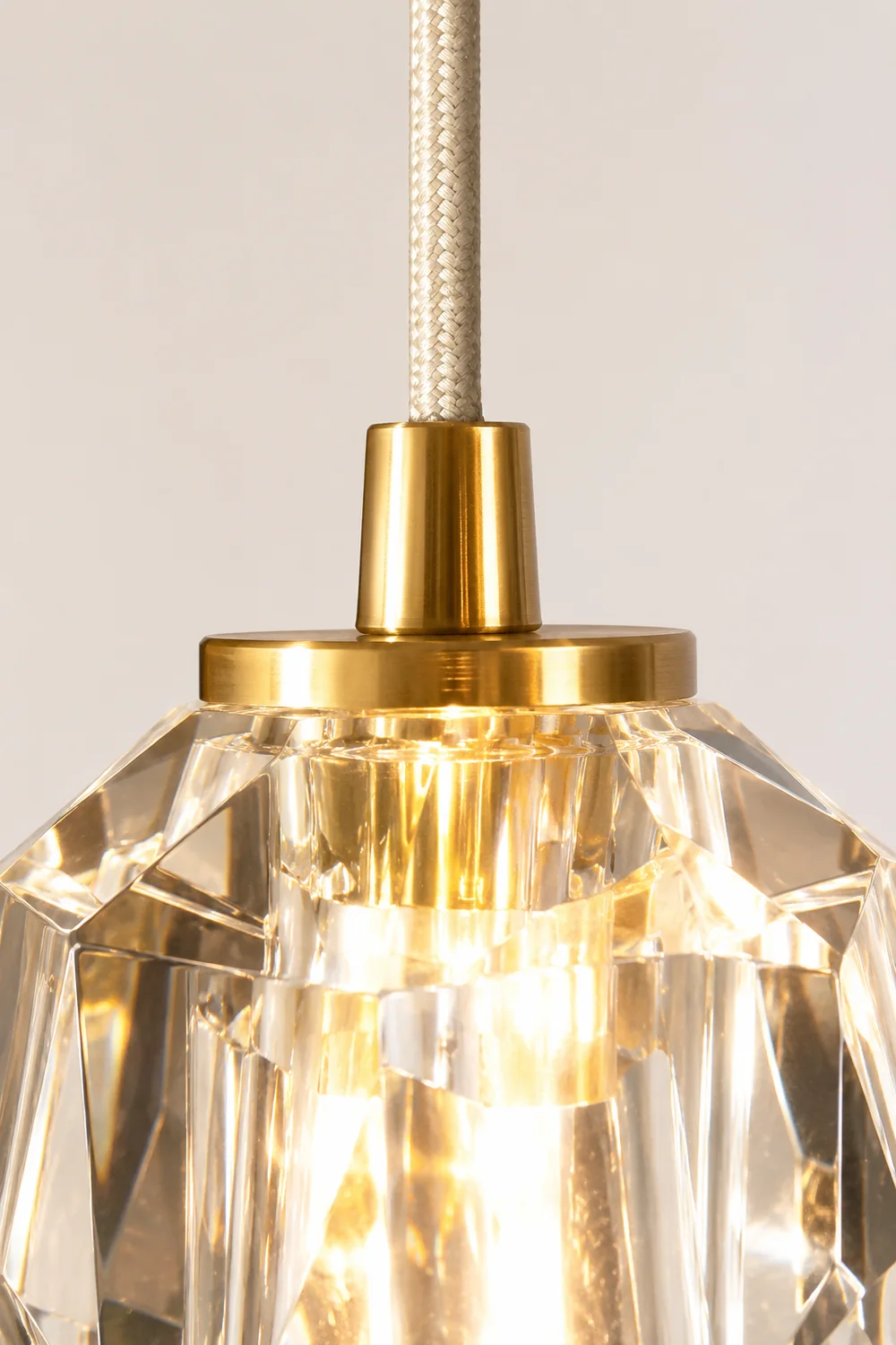 Luxury Globe Metal/Glass Pendant Light, Clear, Bedroom - Lumpaz