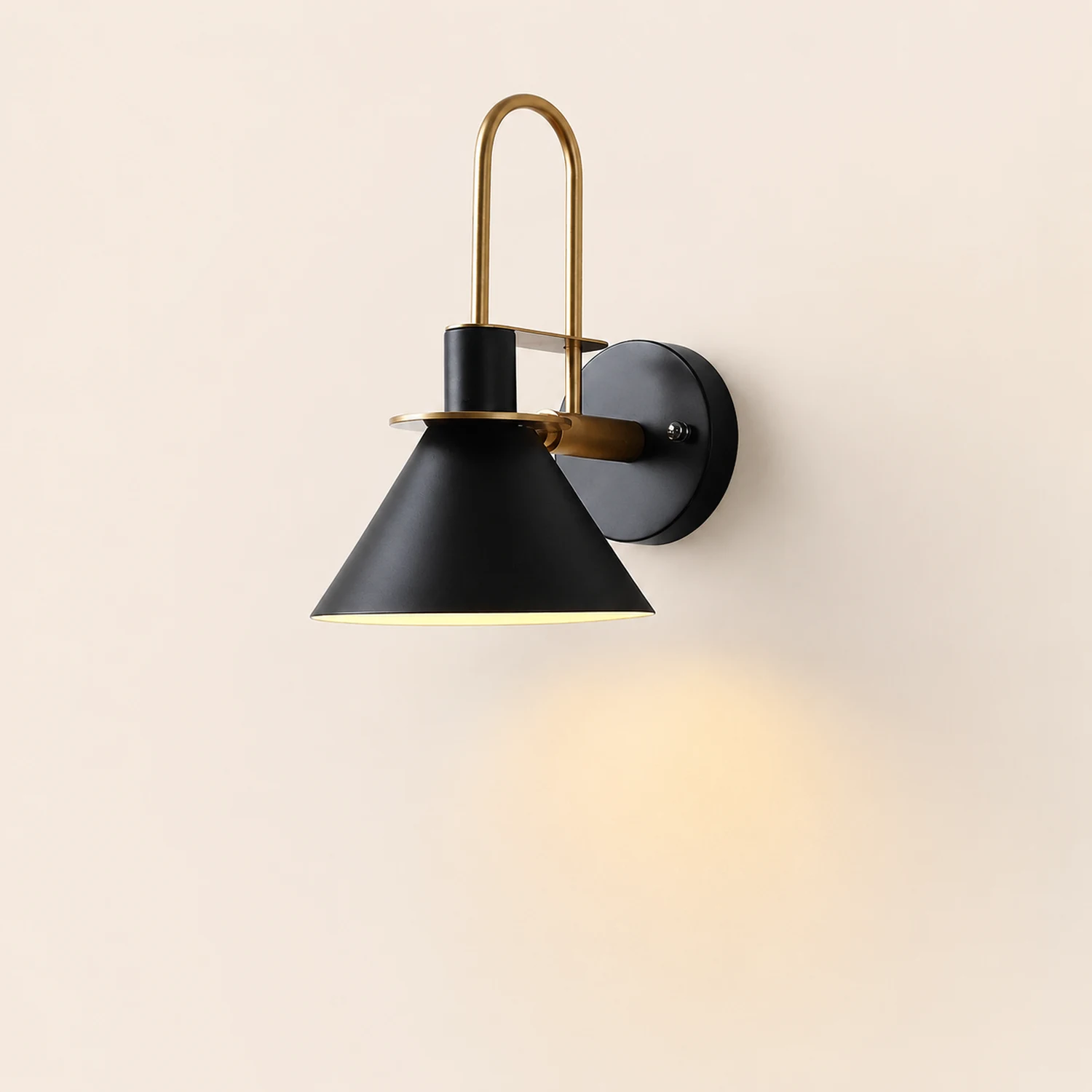 Morandi Vintage Horn Shape Metal Wall Lamp, Living room/Bedroom/Bathroom - Lumpaz