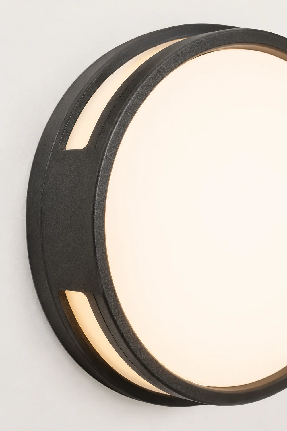 Orr Modern Round Metal/Acrylic Outdoor Waterproof Wall Lamp, Black - Lumpaz