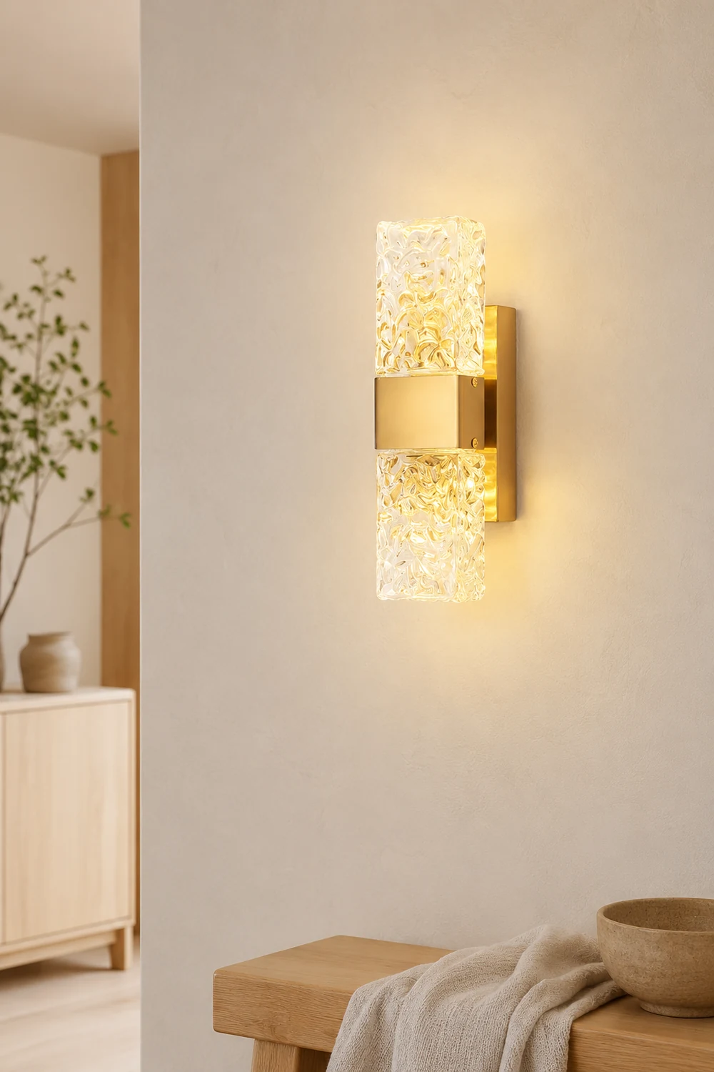 Kajetan Modern Rectangular Metal Wall Lamp, Gold - Lumpaz
