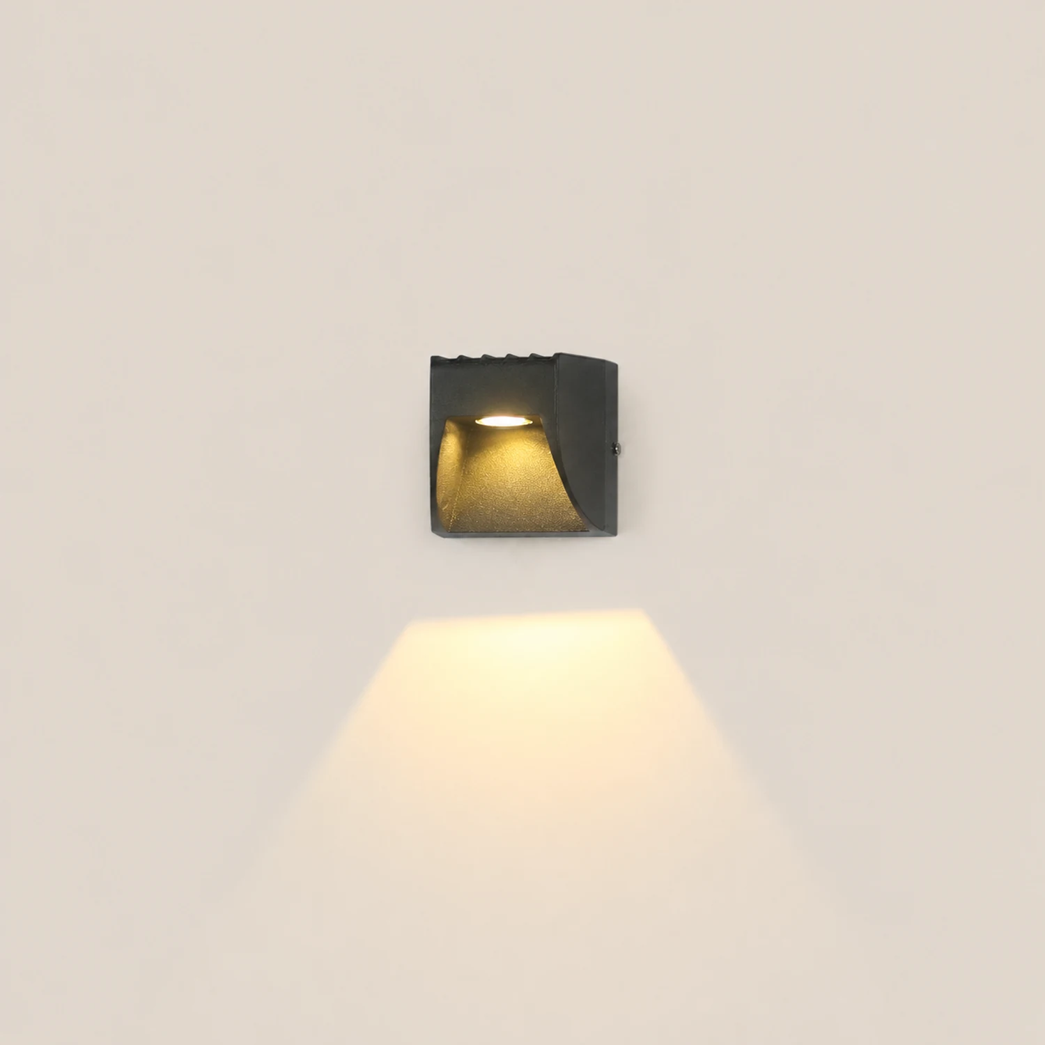 Orr Minimalist Up/Down Metal Outdoor Wall Lamp, Black - Lumpaz