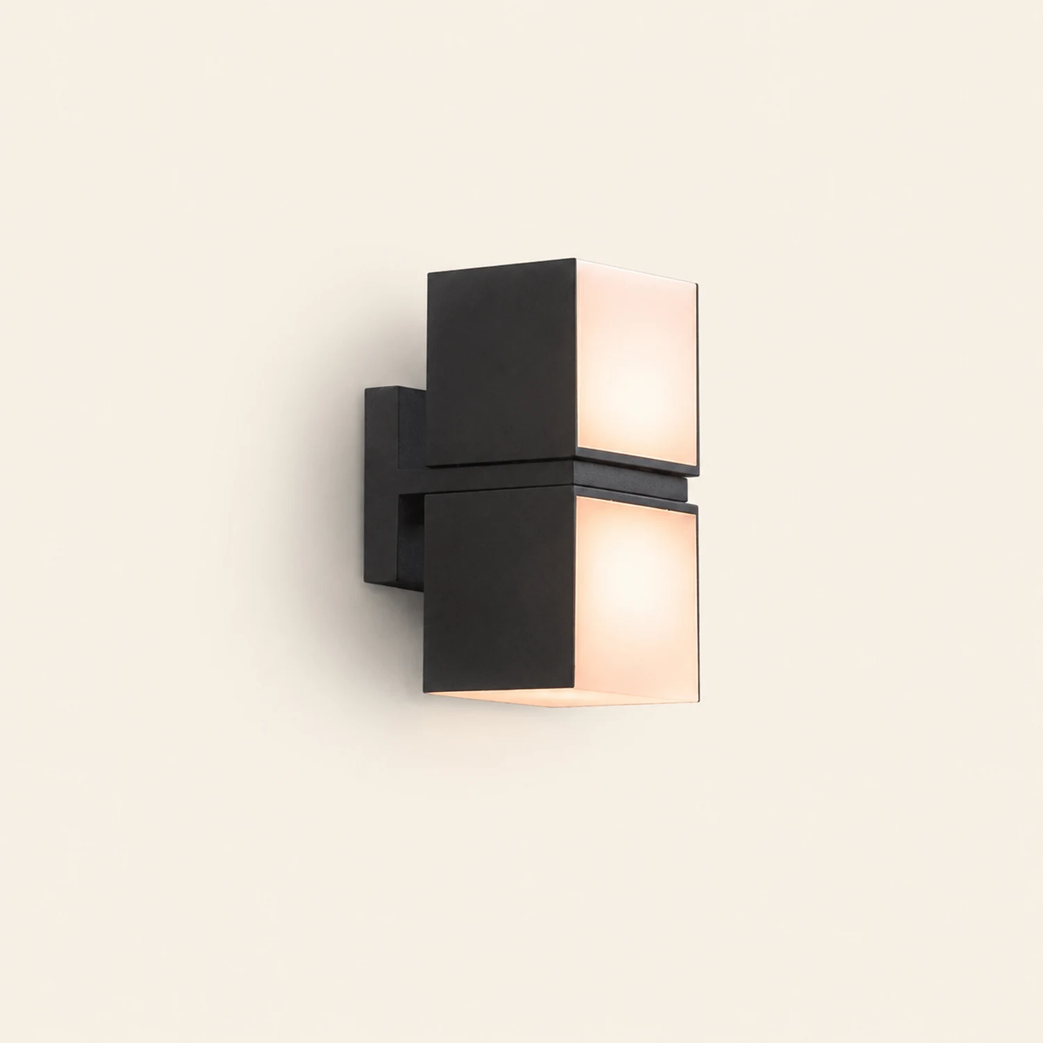 Orr Modern Geometry Rotatable Metal/Acrylic Outdoor Waterproof Wall Lamp, Black - Lumpaz