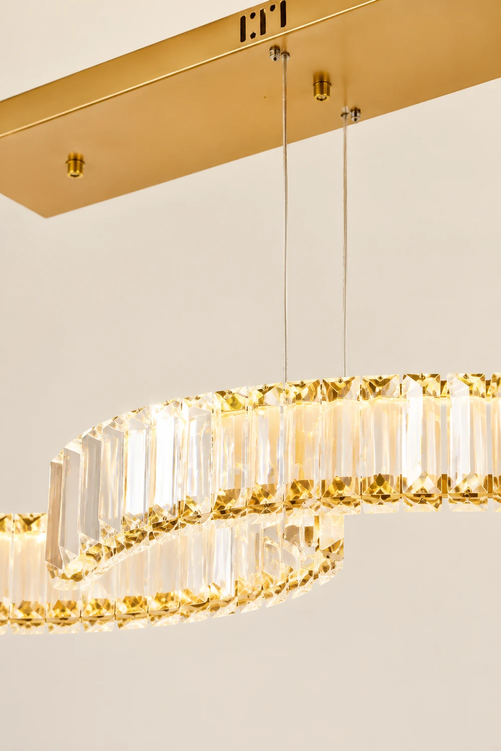 Kristy Luxury Wave Crystal/Metal Pendant Light, Silver/Gold - Lumpaz