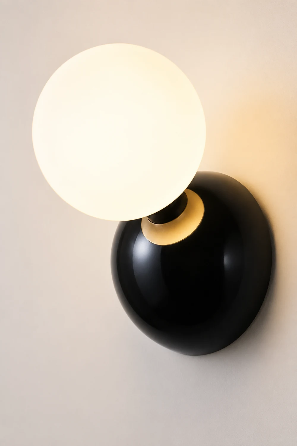 Valentina Modern LED Wall Lamp Black White Metal Living Room - Lumpaz