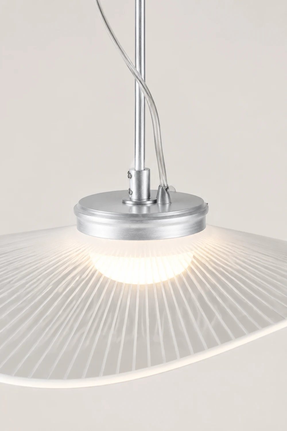 Carins Designer Lotus Leaf Shaped Metal Pendant Light,White - Lumpaz