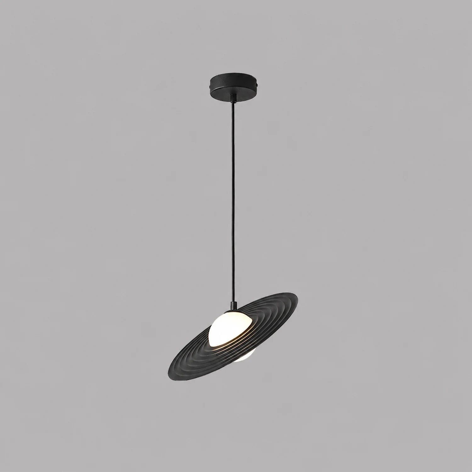 Cairns Minimalist Star Ring Metal Pendant Light,Black/White - Lumpaz