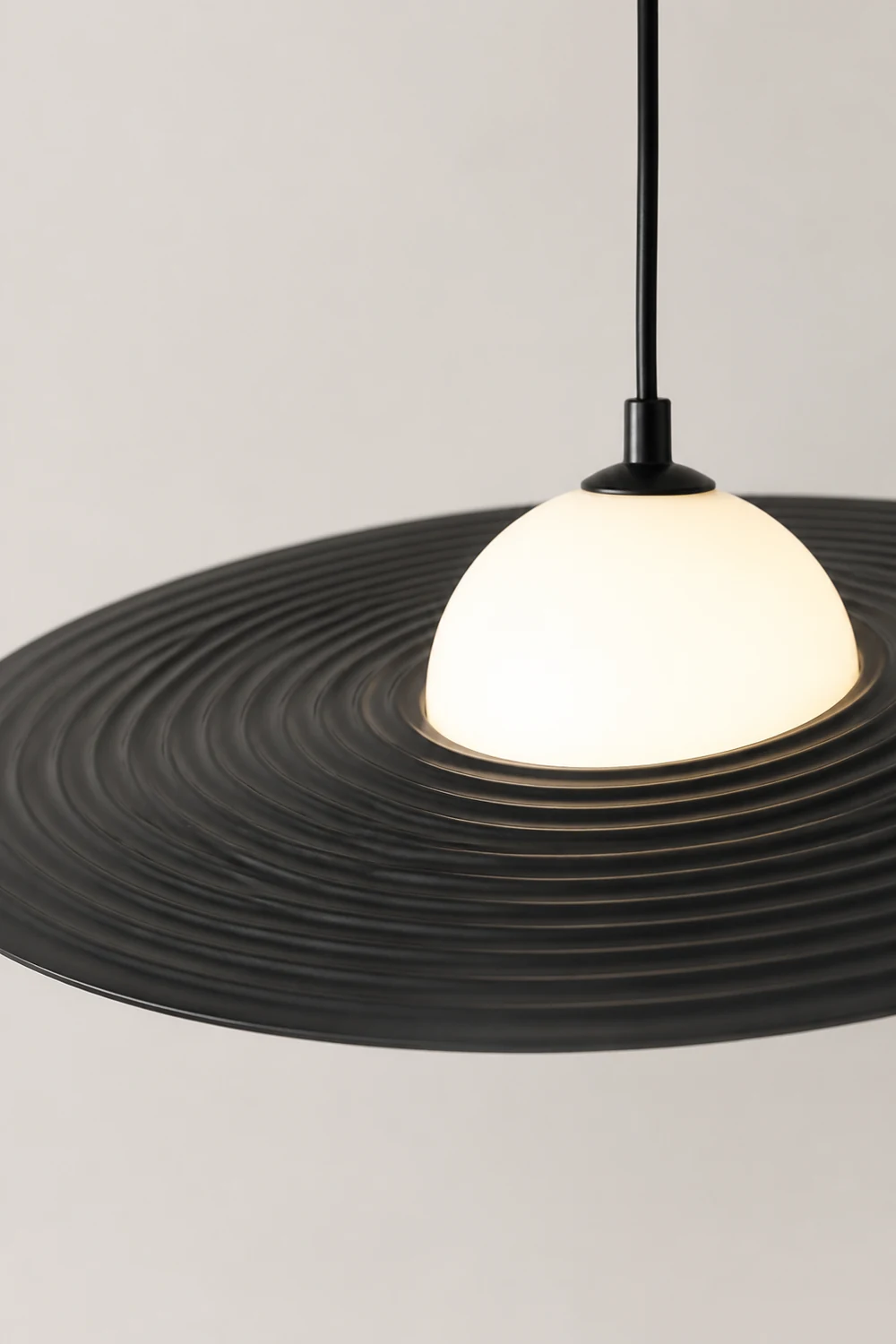 Cairns Minimalist Star Ring Metal Pendant Light,Black/White - Lumpaz