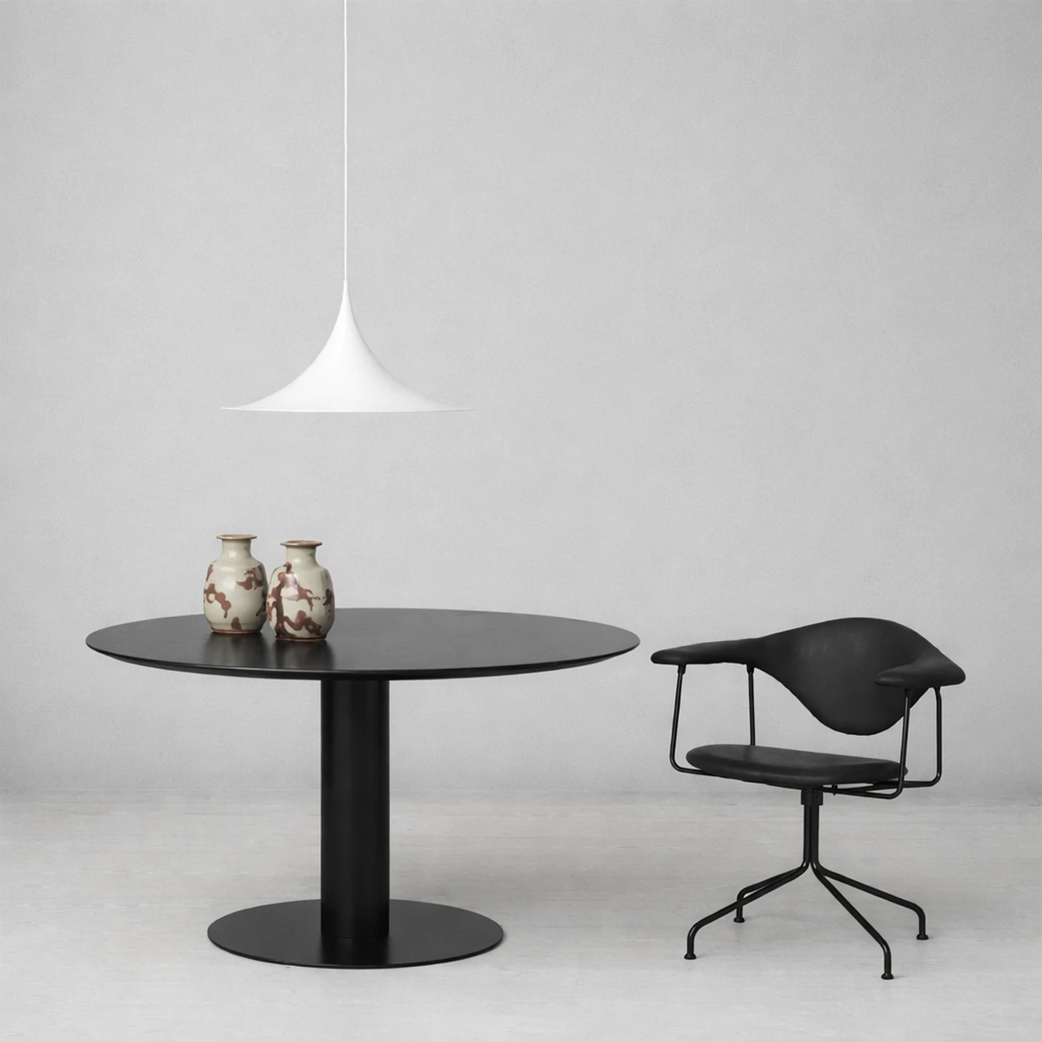 Cairns Mordern Pendant Light, Metal Black/White Dinning Room - Lumpaz