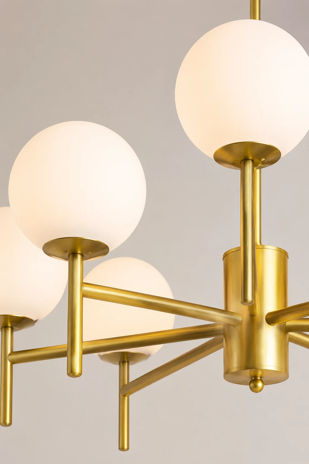 Alessio Modern Globe Bubble Metal/Glass Pendant Light, Gold/Black - Lumpaz