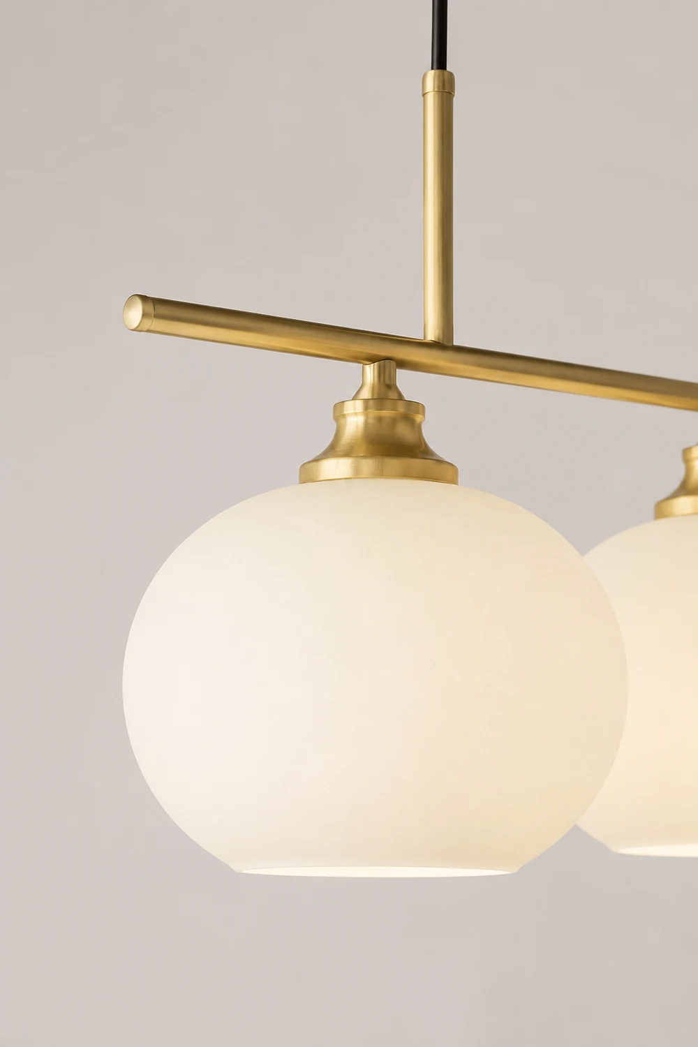 Hailie Modern Nordic Simple Pendant Light, Black/Gold - Lumpaz