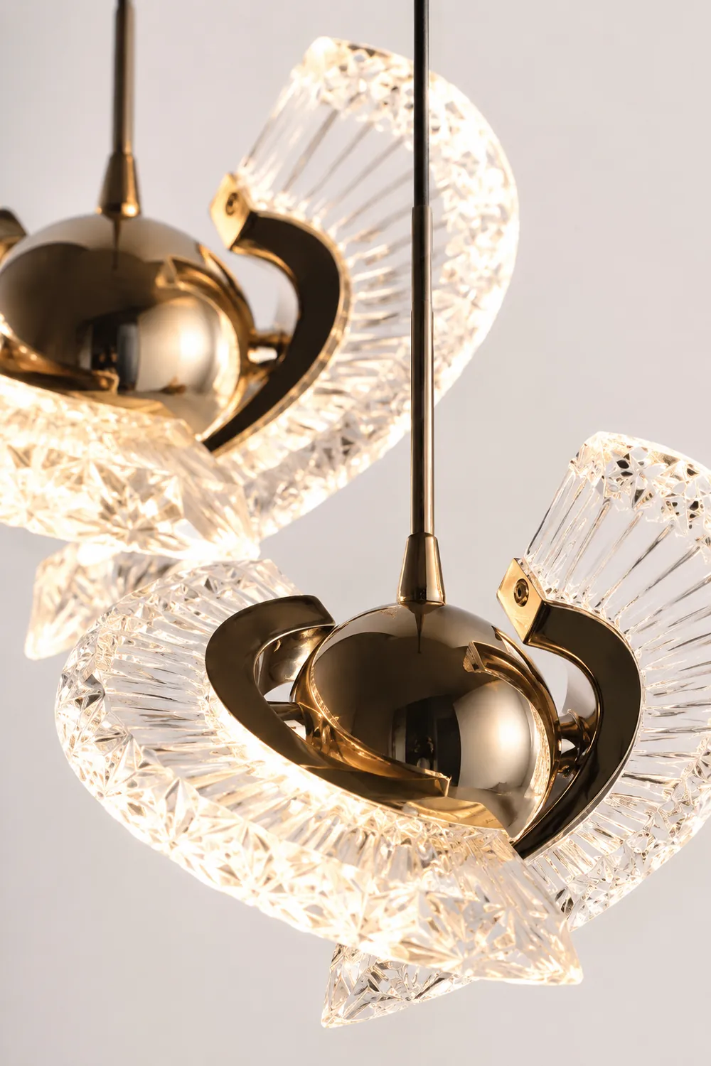 Kristy Nordic Luxury Fan Metal/Acrylic Pendant Light, Gold - Lumpaz