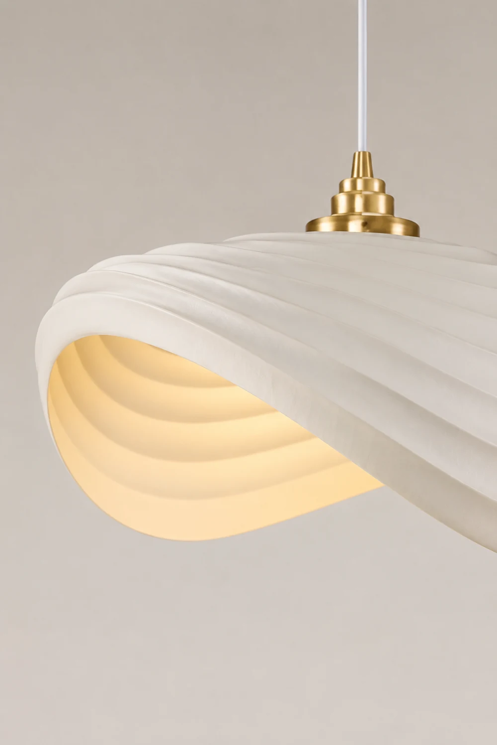 Renée Wabi-Sabi Minimalisme Ripple Pendant Light, Resin&Metal - Lumpaz