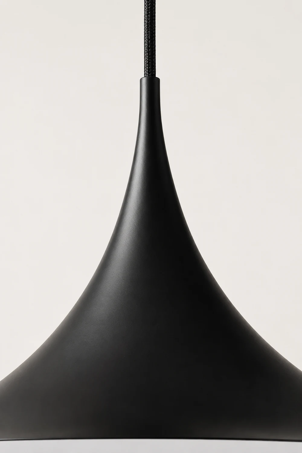 Cairns Mordern Pendant Light, Metal Black/White Dinning Room - Lumpaz