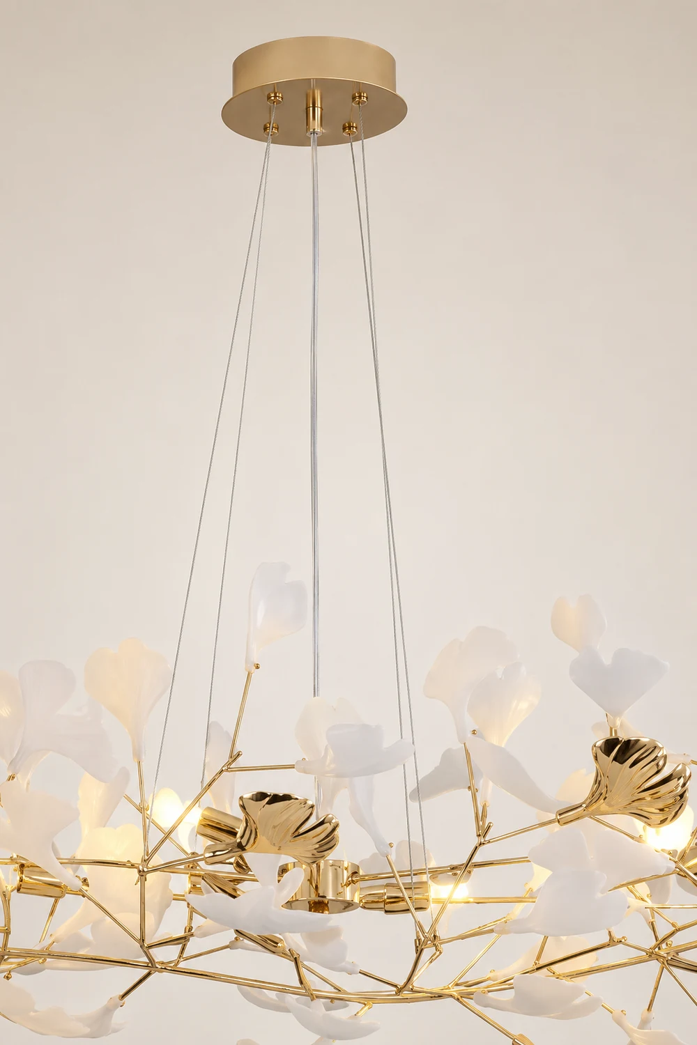 Ophelia Modern Petal Shaped Metal Ceramic Chandelier Dining Room - Lumpaz