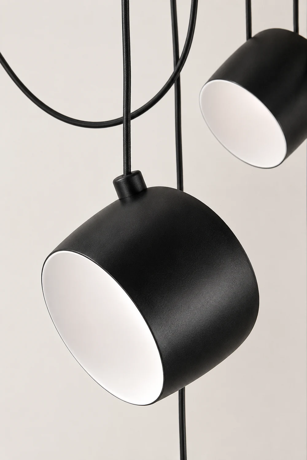 Modern Scandinavian Swag Drum Pendant Light, Black/White - Lumpaz