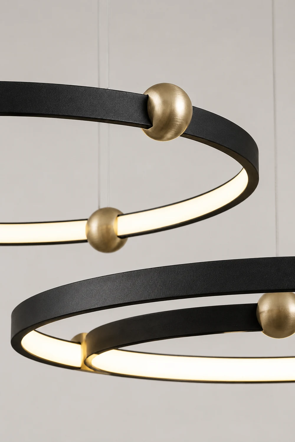 Arisha Minimalist Ring Metal Pendant Light, Black - Lumpaz