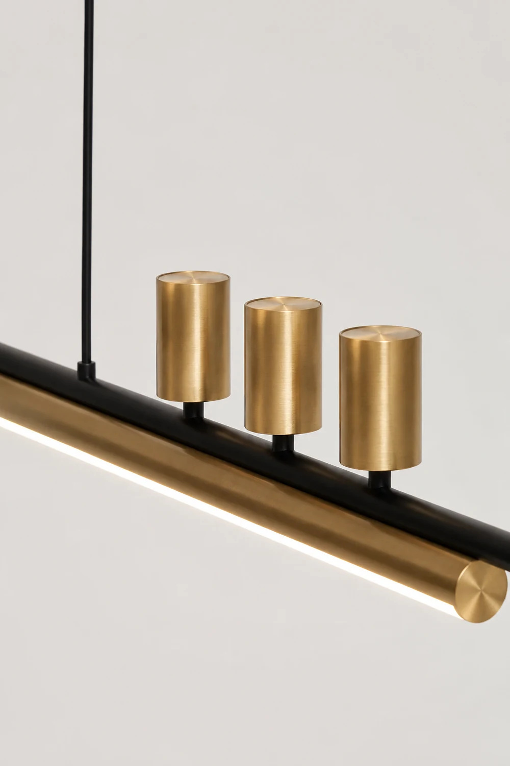 Edge Modern Minimalist Liner Metal/Acrylic Pendant Light, Gold/Black - Lumpaz
