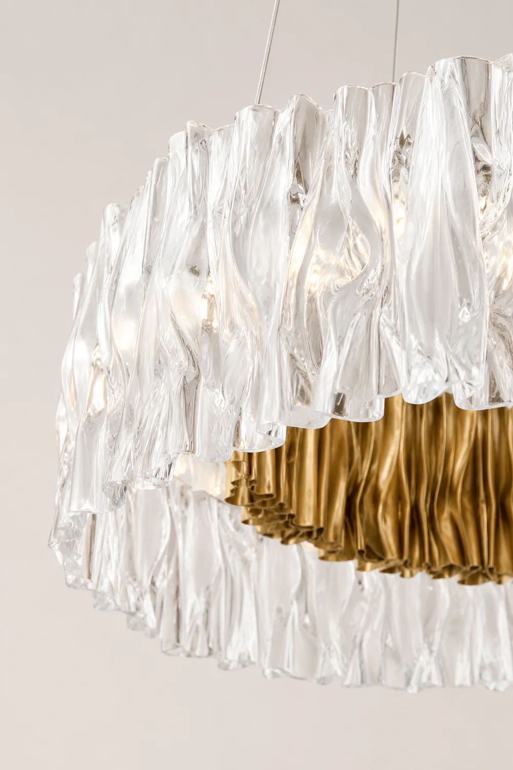 Kristy Modern Luxury Pleated Pendant Light, Circle, Acrylic/Stainless Steel - Lumpaz