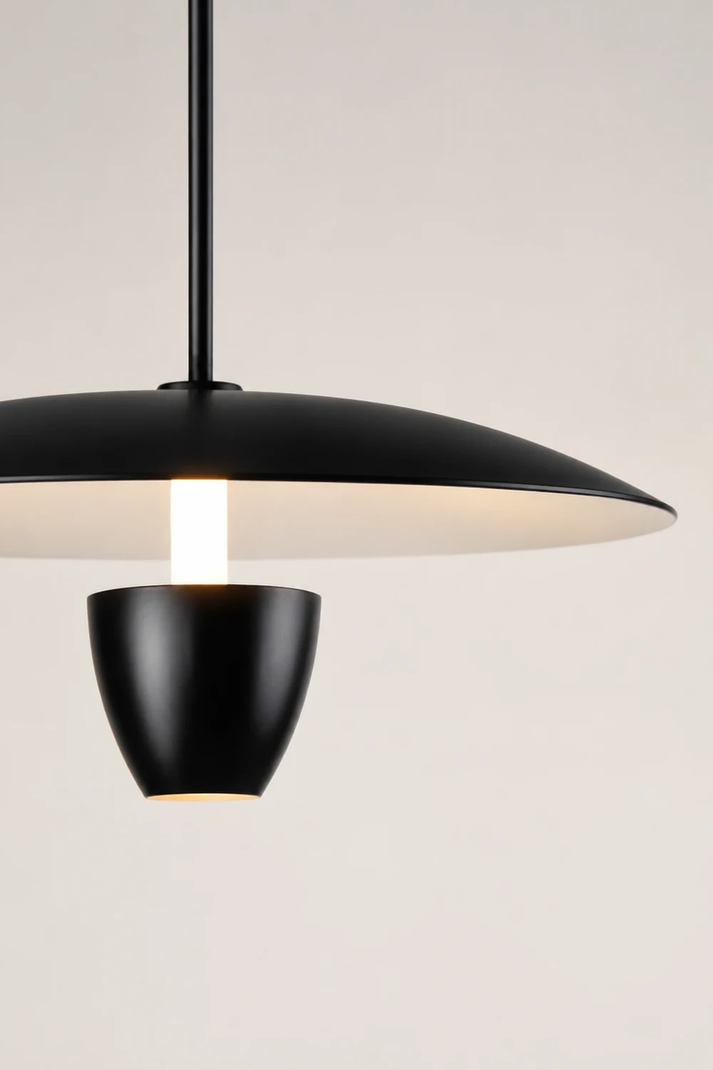 Carins Modern Nordic Metal Pendant Light, Black - Lumpaz