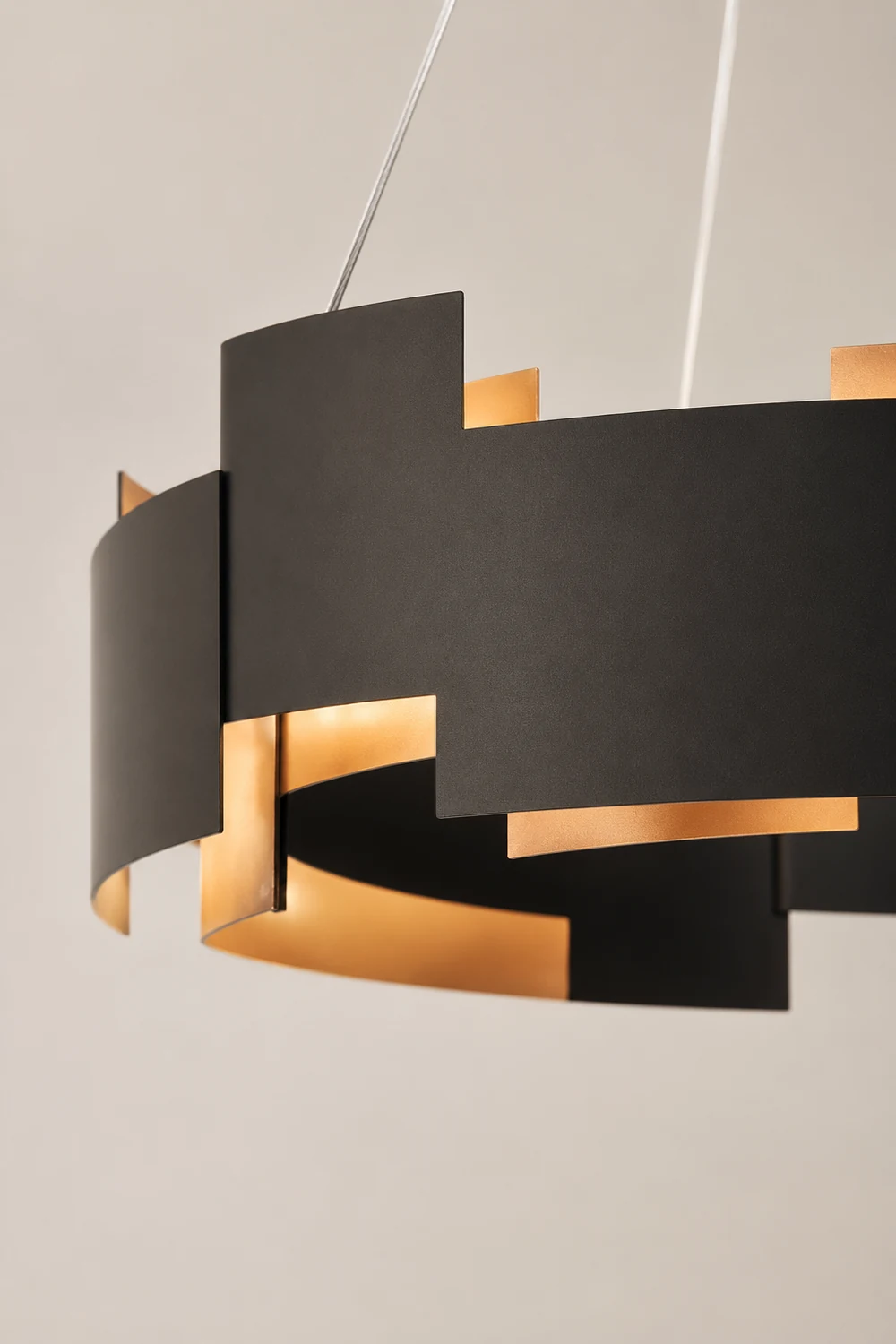 Evette Modern Ring Metal Pendant Lamp, Black - Lumpaz